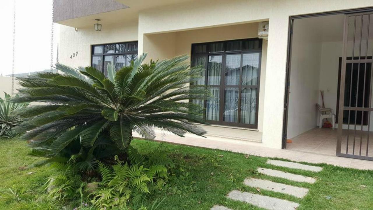 Bombinhas Brasil Residence II Guest House No Centro المظهر الخارجي الصورة